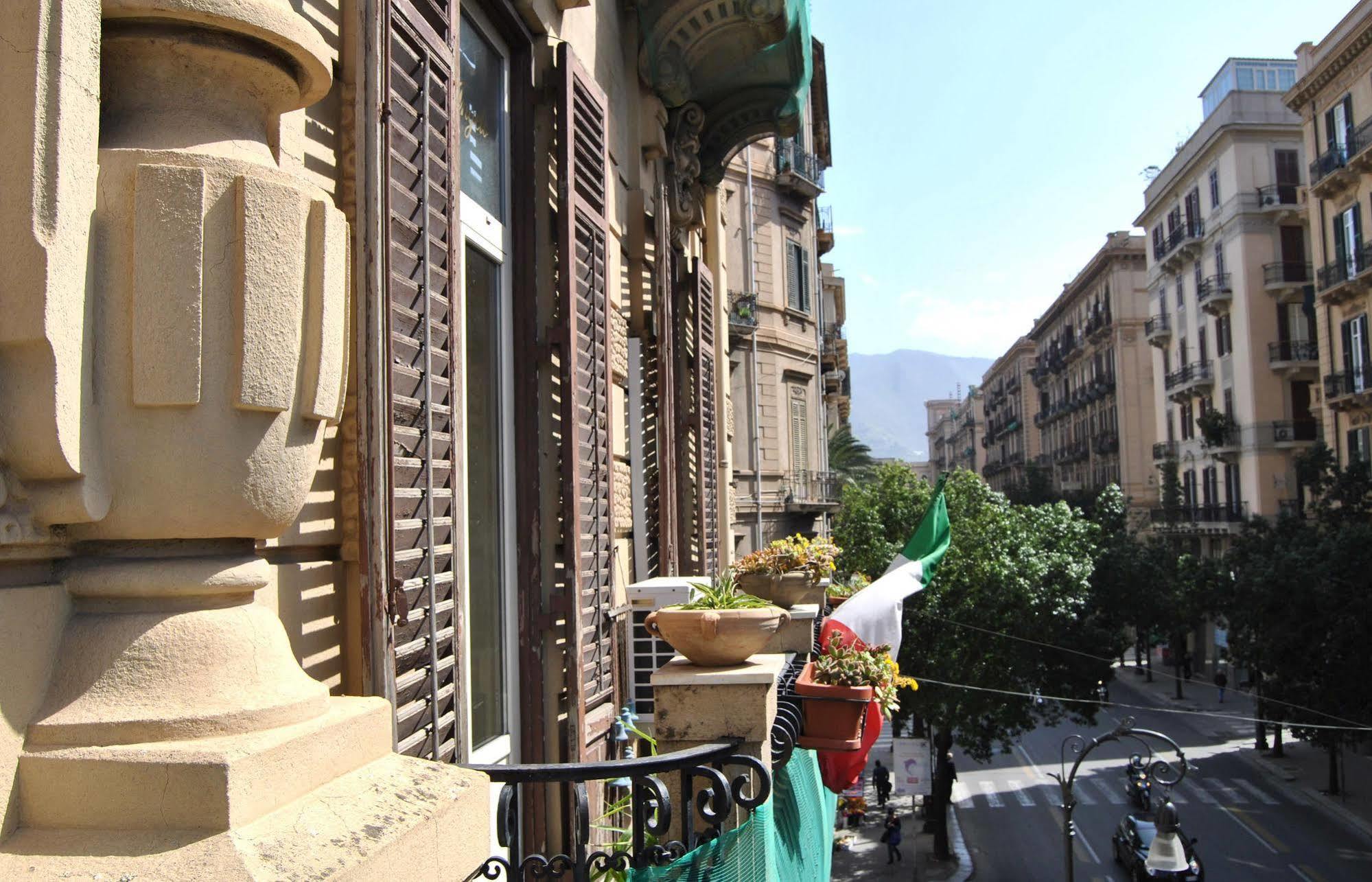 Bed And Breakfast D'Angelo Palermo Dış mekan fotoğraf